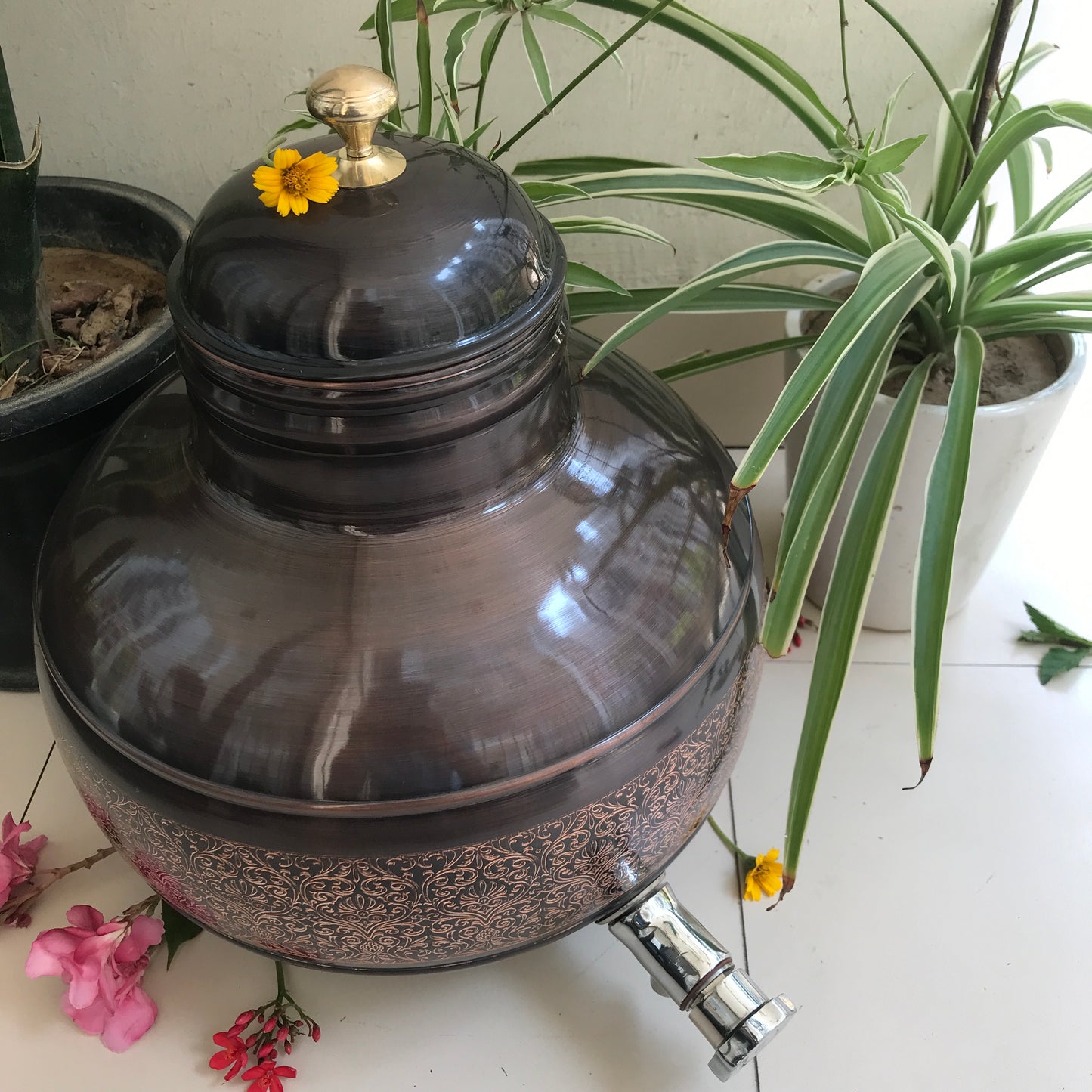 Pure Copper Water Dispenser Antique Engraved Ghada/Pot Capacity - Sama Homes
