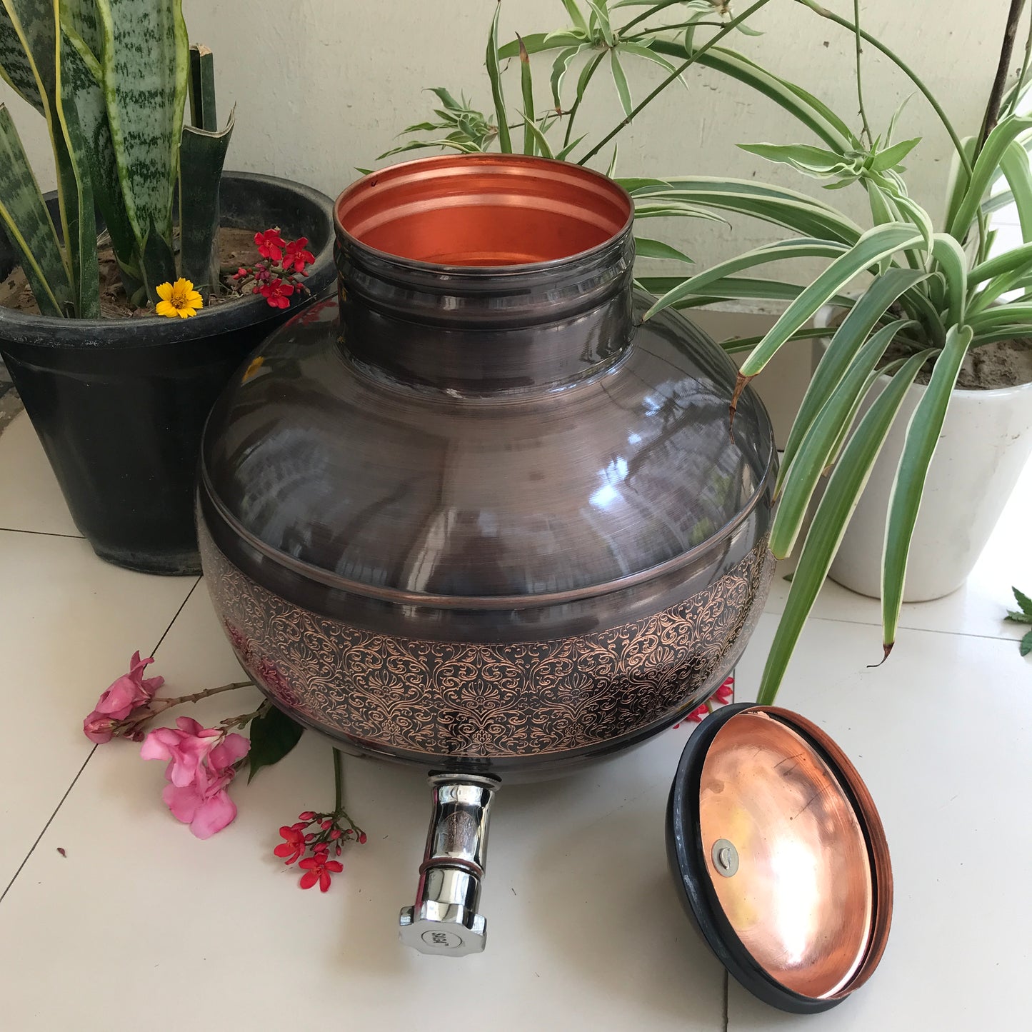 Pure Copper Water Dispenser Antique Engraved Ghada/Pot Capacity - Sama Homes