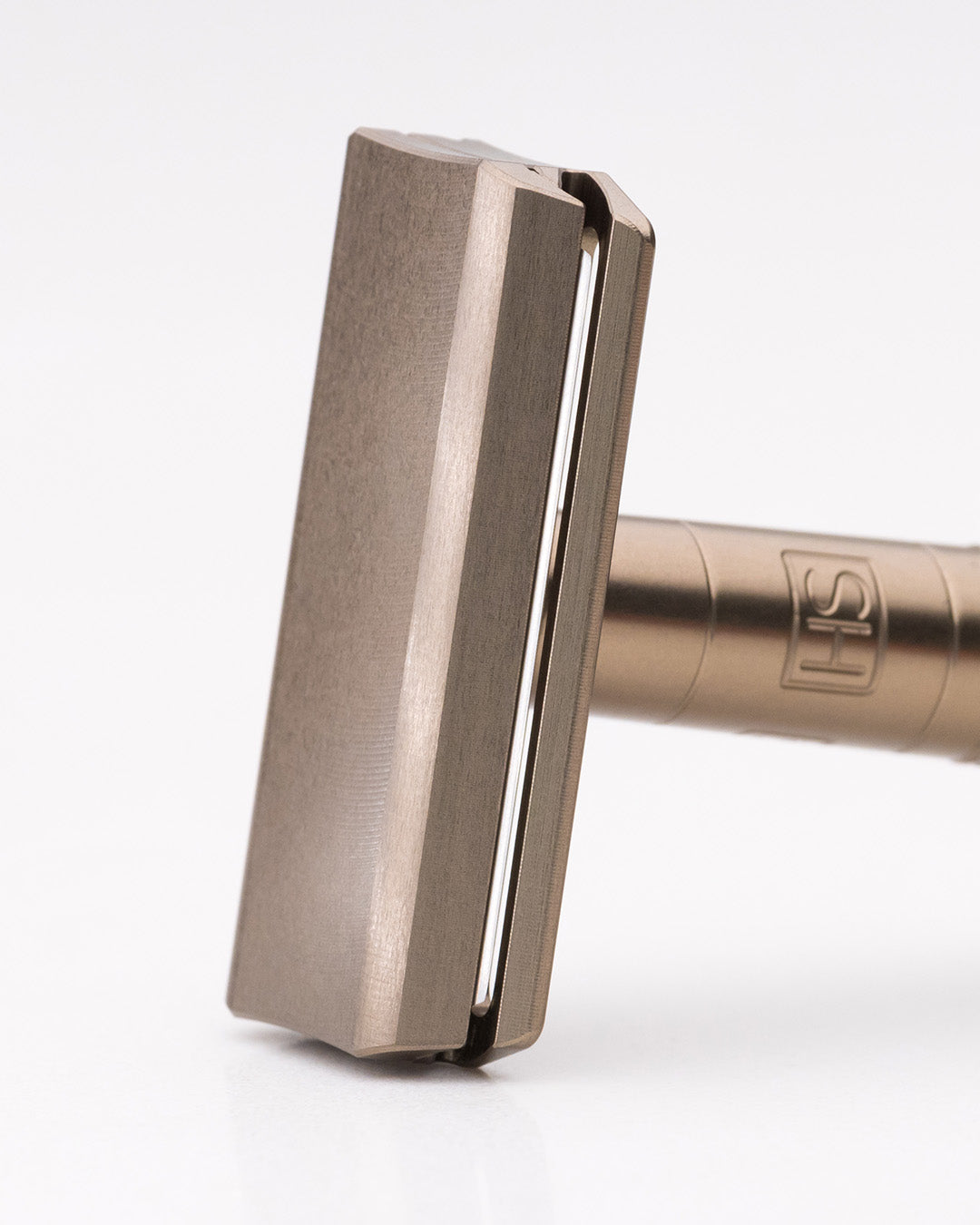 Henson AL13 Razor in Tan – Smooth, Comfortable Shaving