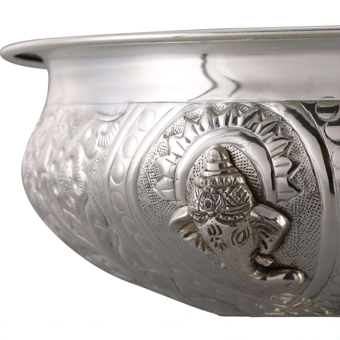 Brass Ganesh Urli with Velvet Box - Sama Homes