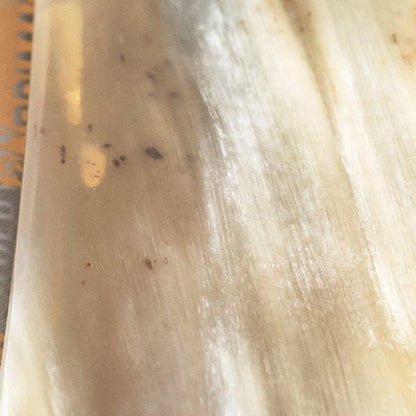 Dovo Straight Razor, Horn Prima, 5/8" by Dovo - Straight Razor (View 4)