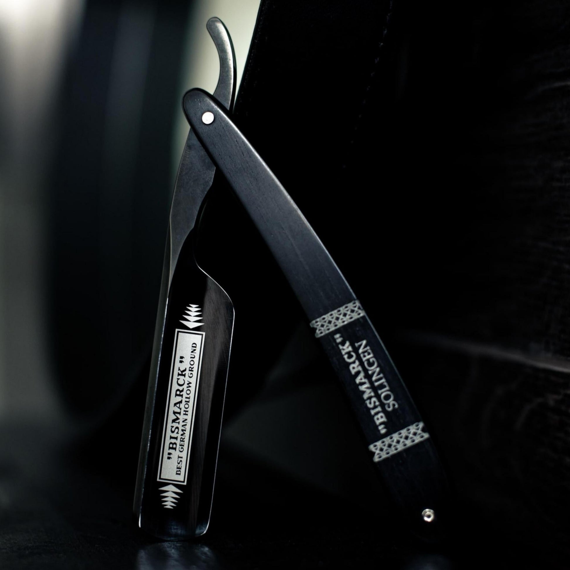 Dovo Straight Razor, "Bismarck" 6/8", Carbon Steel, Full Hollow Grind, Black Pakkawood Handle - Image 7