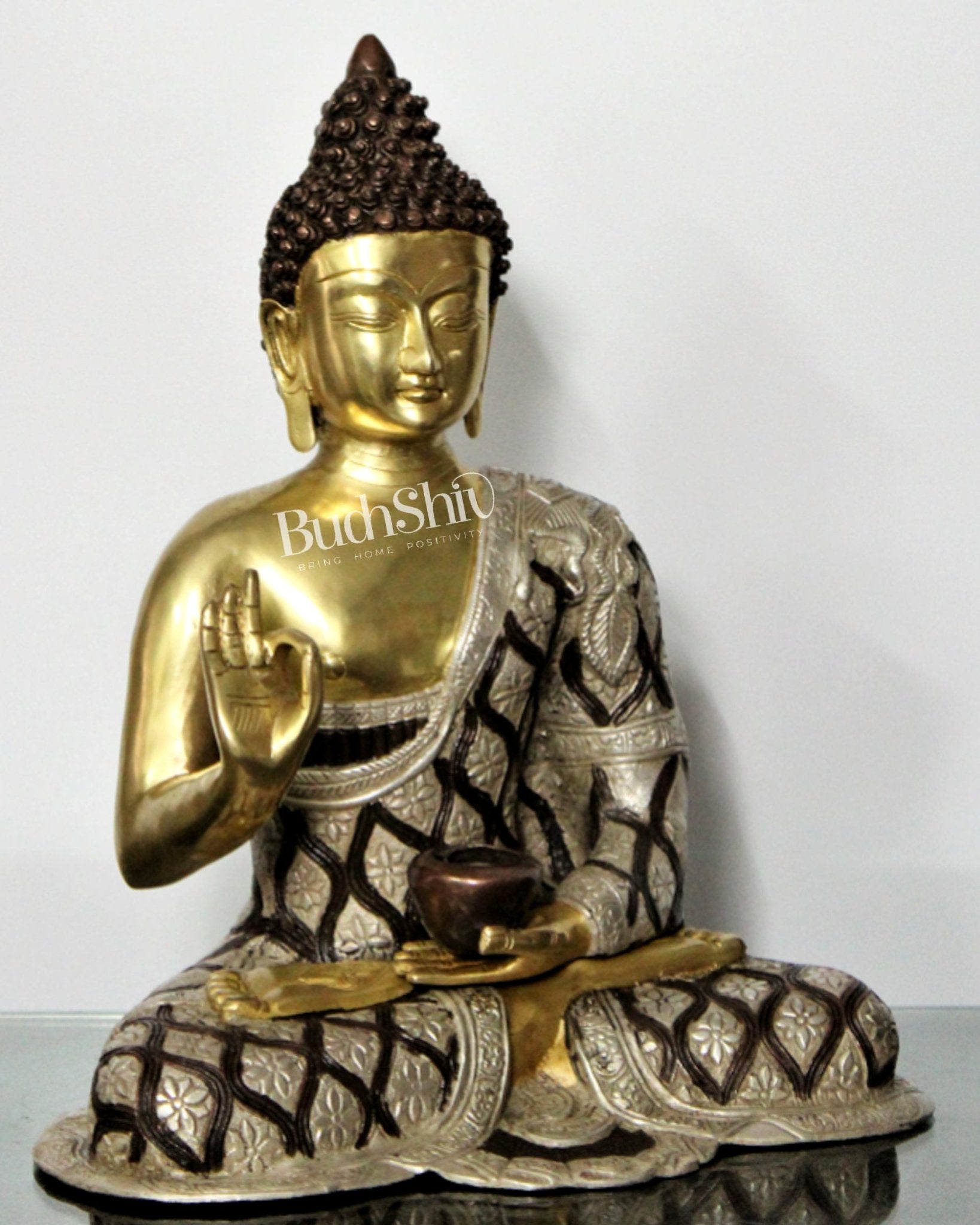 Image of | | Premium Brass & Wood Decor | Sama Homes - Image 3