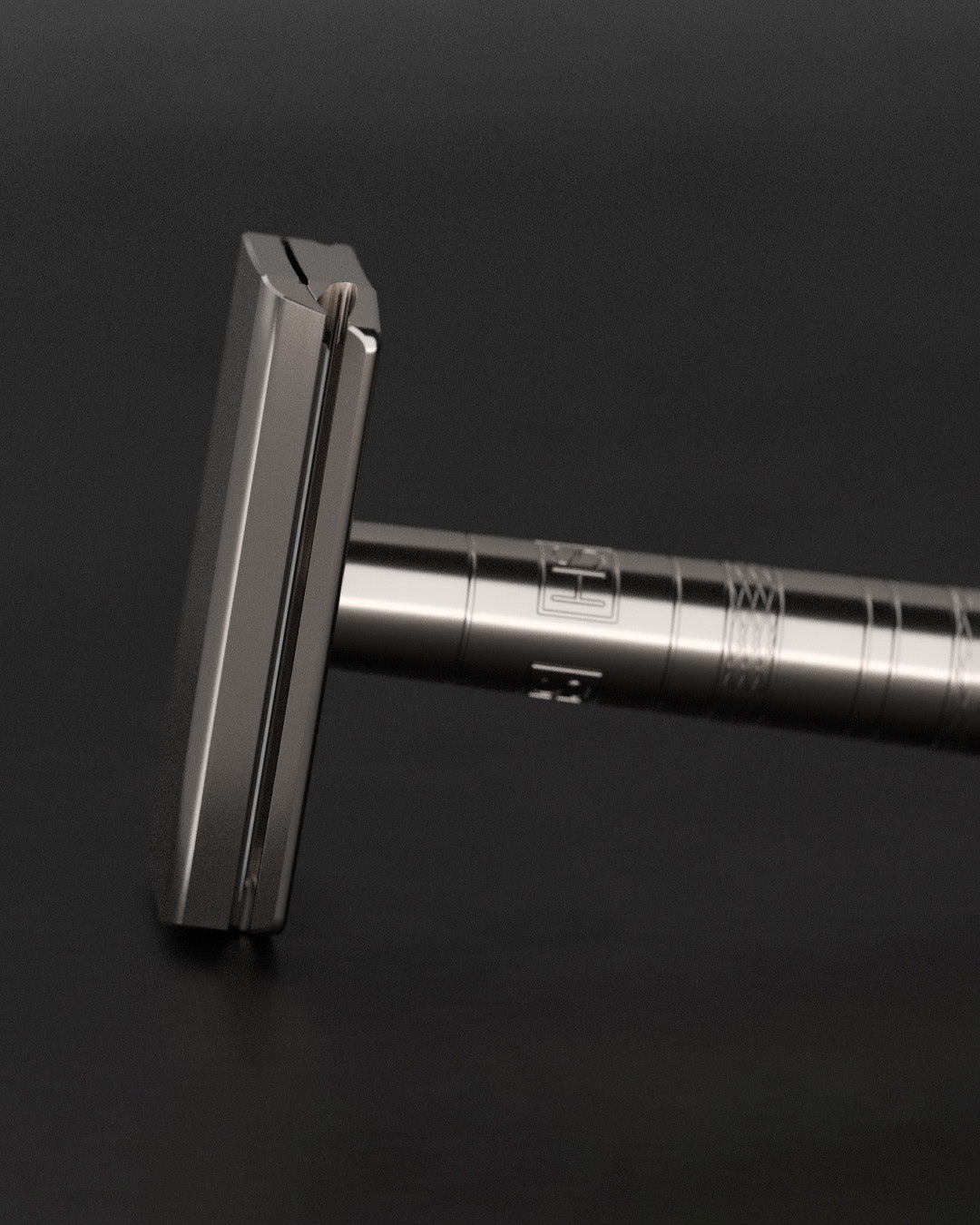 Lightweight titanium razor for men and collectors - Image 2